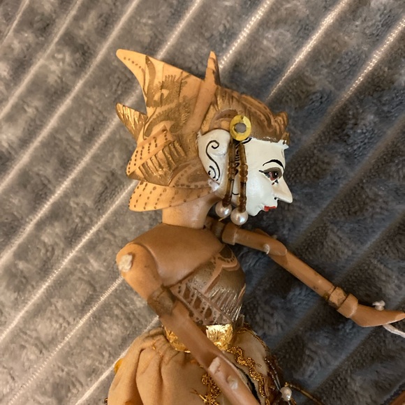 Vintage Indonesian puppet 12” tall - Picture 3 of 4